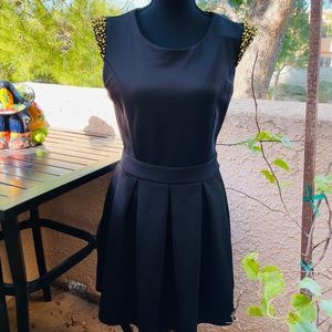 💛🖤GUESS Dress🖤💛